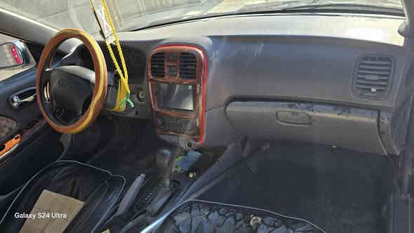 السلام عليكم سوناتا منغولي 2001 باسمي  رقم بغداد تحويل ثاني يوم  دولي داخله هزه جديده كير مكينه مكفولات تبريد شرط ع سويج مصبوغه عام
 بيها ضربه خفيفه بالجاملغ الايمن ترايك للبصره سياره جاهزه مال جناي كهربائيات كلها جيده وكلشي شغال بيها السعر 53 وبيها مجال بسيط 
مكان السيارة واسط قضاء الصويرة .
***********
