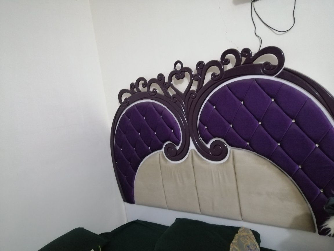 غرفه نوم تركي ب٢٠٠ وبيهه مجال مكان نجف *********** بس واتساب خاص ماموجود
