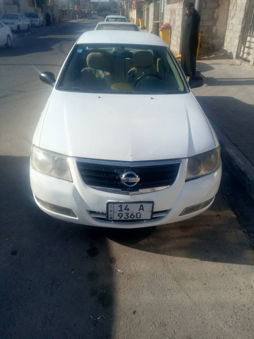 السلام وعليكم نيسان سني كوري للبيع موديل ٢٠٠٩ مكفوله من الحادث وتبديل بيه رش صبغ  قليل السعر 85ورقه وبيه مجال قليل للاستفسار الاتصال على الرقم ***********
