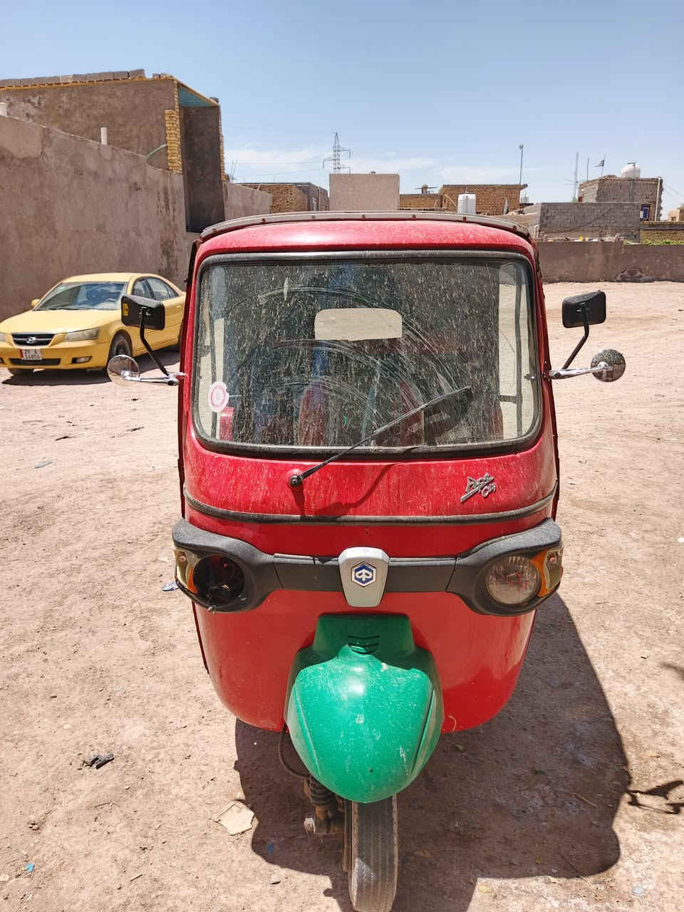سلام عليكم تكتك بياجو موديل موديل 21 عوزه ترتيبات المكان والصط الشراي يتصل واني خادم ***********  ***********
