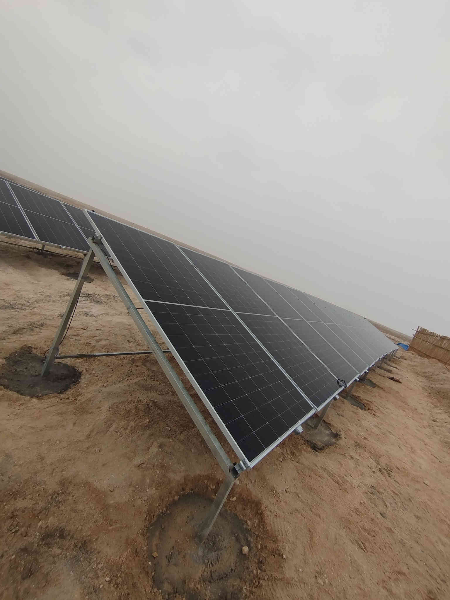 تم انجاز مشروع غطاس زراعي
متكون 60لوح لونجي اصلي 620واط
انفيرتر زراعي ثري فيز 30kw
قواعد حديد مغلون 
اسلاك خاصه 
بورد حمايه متكامل 
***********
***********
