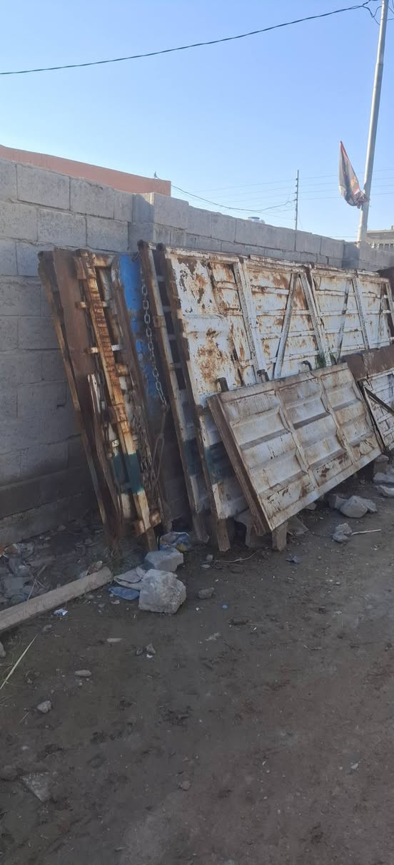 سلام عليكم عربانه حداديه للبيع شاصي ١٦دناكير١٤ طول ١٣و٦٠
***********
***********
مكاني ديالى شهربان
