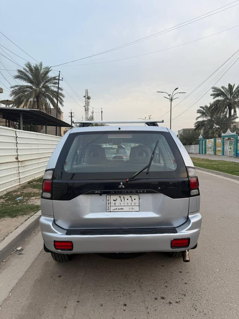 للبيع فقط بدون مراوس ولا قسط
السعر 80 ورقه *********** مجالها بسيط
ميسوبيشي ناتيفا 5راكب موديل 2007. رقم بغداد 
محرك 6 سلندر بلادي حجم3000 كير اوتو محرك وكير مكفولات 
السياره كل شي بيها ع البلاد مملعوب بيها 
تبريد تدفئه شغالات .شاشه . كاميرا
تخم تاير جديد صدر نظيف 
داخلها جدا نظيف
مكفوله من الضربه
وارد خليجي بيها طخه صغيره باللايت الامامي الايسر ونطخت عندي باب السايق 
مرشوشه حزام كلير 
المكان بغداد الزعفرانيه بغداد, العراق
