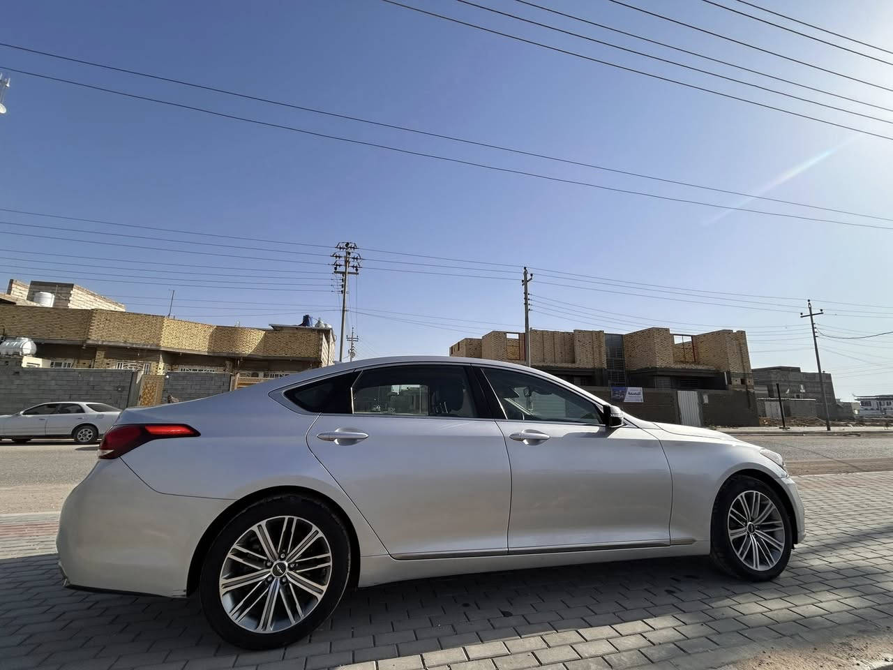 السلام عليكم ورحمة الله وبركاته
للبيع جنسسز g80 2018وارد امريكي 
رقم ميسان
مكانها البصرة القرنه
السيارة بسمي
الحادث رقم شاصي بالمنشور
مواصفات برستيج
تحديد مسار
3 وضعيات قيادة
قيادة ذاتيه
مثبت سرعه
رادار امامي
رادار جانبي
ستيرن كهرباء 
تحكمات ستيرن
مانع انزلاق
سايد بريك دكمه
كشنات كهرباء
كشنات خزن
تدفئه كشنات
تبريد قطعتين
مري شفط
انارة ترحيب بشعار الجنسسز عند الاقتراب
مكينه 3.8 v6
ماشيه 120 الف كيلو متر قابله للزياده
السعر 228$
متوفر واتساب واتصال ***********
