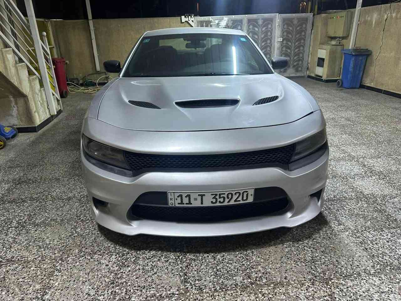 چارچر 2019 sxt
ماشيه 81 ميل 
رقم بغداد بااسمي السياره
جاهزه من كلشي مكينه كير صدر تبريد ثلاجه وكله مكفوله 
حادثه موضح بالصور بدون ايرباك مابيه لا لغود ولا شاصي السياره نظيفه جداً
بيها صبغ چاملغ الايسر وبنيد محدث وصبغ فقط المسطره مال الجنطه الي جوا البكلايت الخلفي فقط
السعر 182
***********
