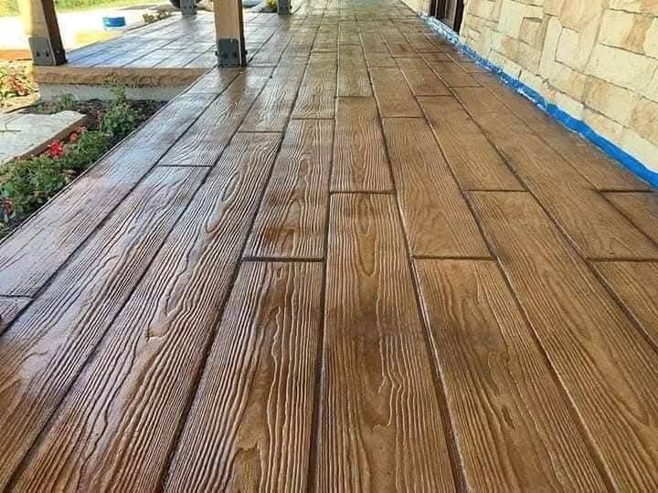 اكمل جمال موقعك باجمل تفاصيل و الديكورات الحديثة و لتاهيل ساحات المنازل و المنتجعات السياحية و الفلل و المساحات  الكبيرة و الممرات الطويلة و الكراجات الخارجية و المماشي و الارصفة
تتميز شركتنا بالمتانة و الجودة العالية و بمواد من مناشئ عالمية و فيها شهادة منشأ 
تفاصيل العمل 
1 \ تسوية التربة تتم باستعمال جهاز اللفل لضمان جودة طبقات مستويات السبيس
2 \ نايلون 
3 \ شبكة BRC
4 \ صب كونكريت مركزي C30 
5 \ جميع اجزاء العمل تتم باشراف هندسي مختص 
6 \يتوفر لدينا ايضا كادر ذو خبرة في الصب و الصقل  ( هليكوبتر ) مع التلميع باستخدام اجود المواد ذات المتانة العالية في تحمل جميع الظروف دون فقدان لمعانه للاستفسار الاتصال
***********
***********
