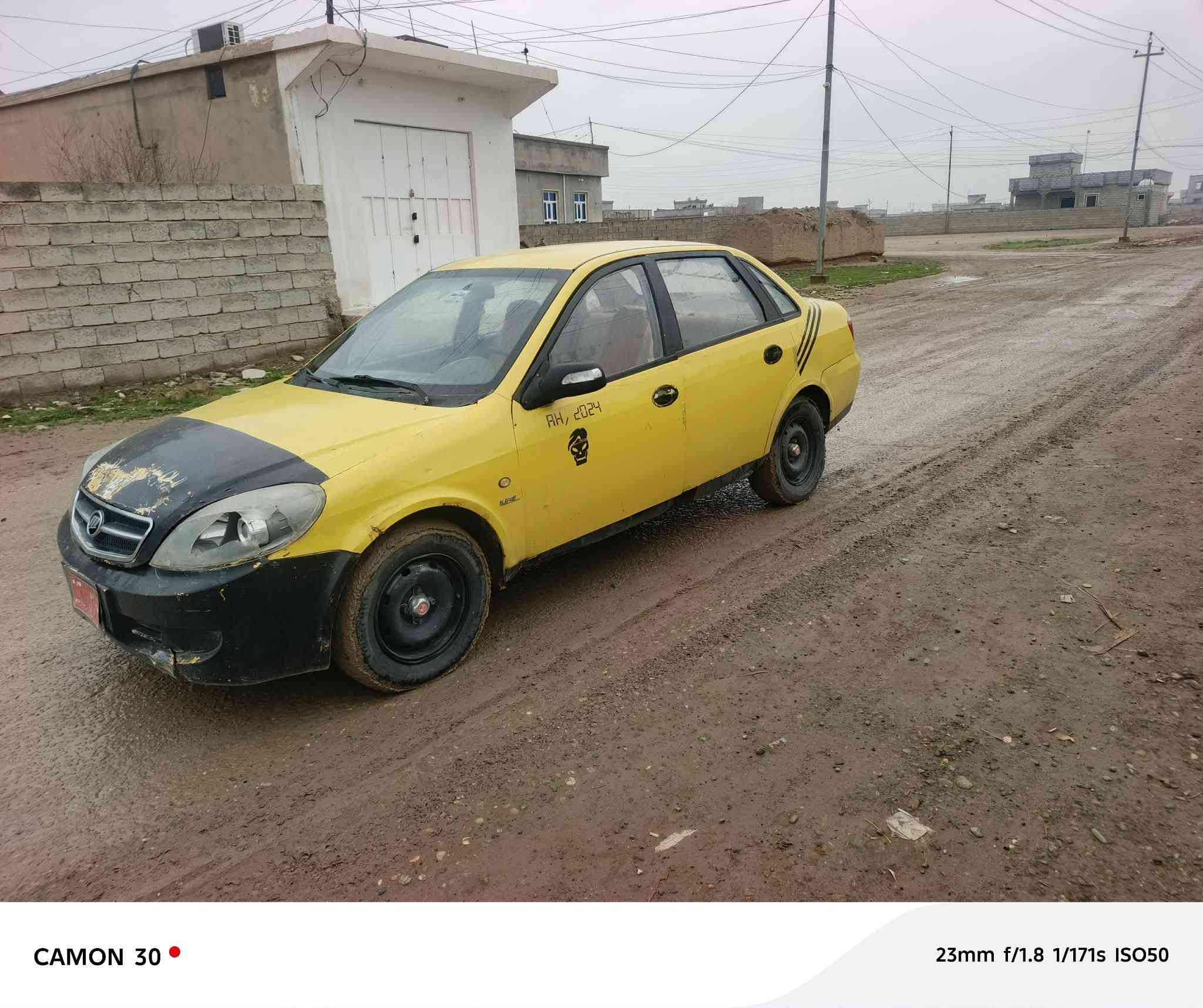 اسلام عليكم
تاتا للبيع 
كير محرك كورلا 
تواير جدد 
صدر جديد
رقمه صلاح الدين 
كهربائيات كله شغاله 
غرفه جديده 
دشبول نضيف 
مكاني شركاط عوجيله 
السعر 14 
اتصل وتدلل ‏‪***********‬‏
