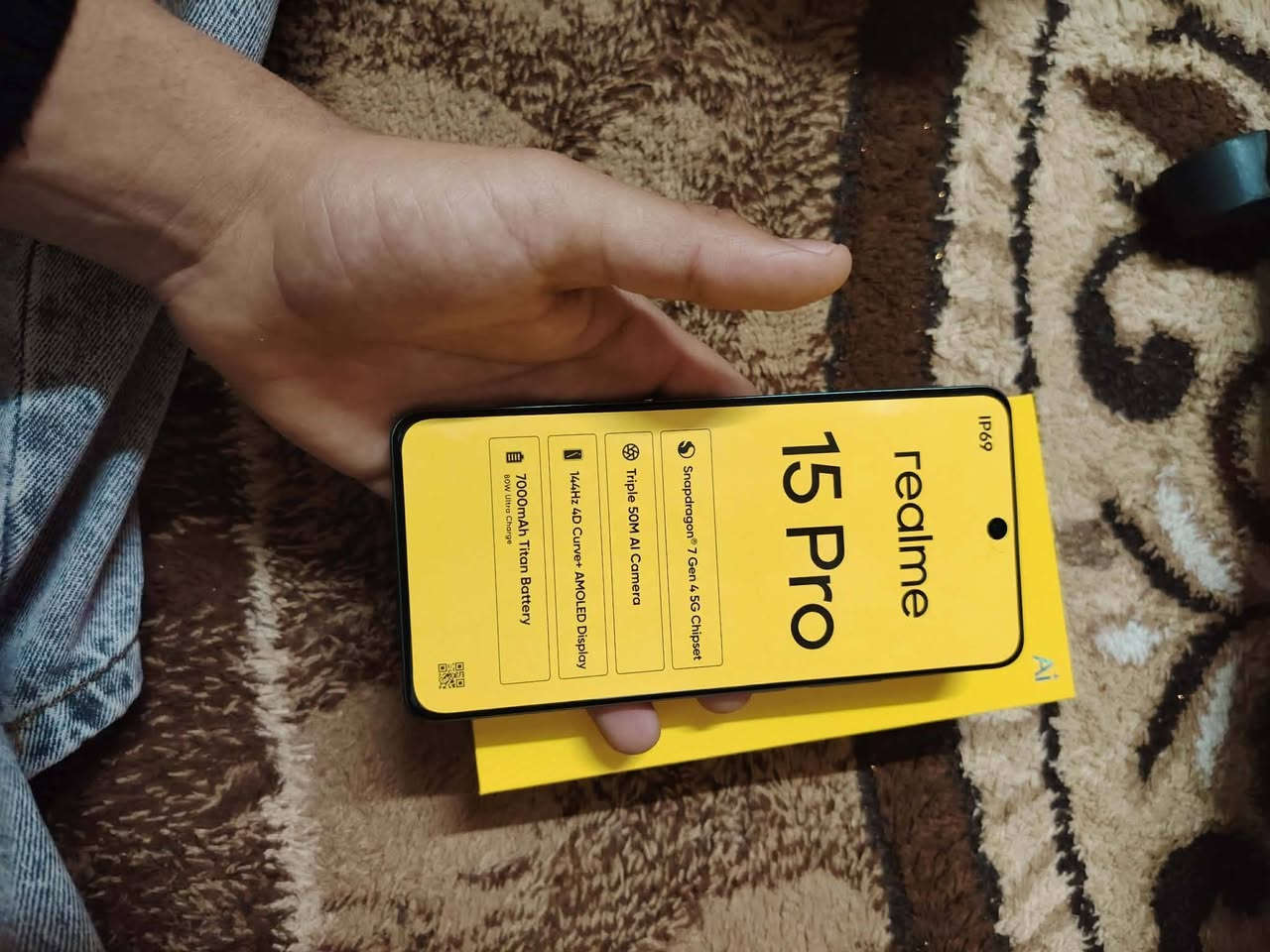 ريلمي 15 برو 
الجهاز جديد لوك لوك ماصارلي اسبوعين من فاتحه من كارتون 
المواصفات  Snapdragon 7 Gen 4 : المعالج
الذاكرة : 512GB والرام 1412
الشاشة : امولد 6.8 بوصة - 144 هرتز
الكاميرا : 50 + 50 ميجا بكسل
البطارية : 7000 مللي أمبير - 80 واط
السعر 520 وبي مجال بسيط 
***********
