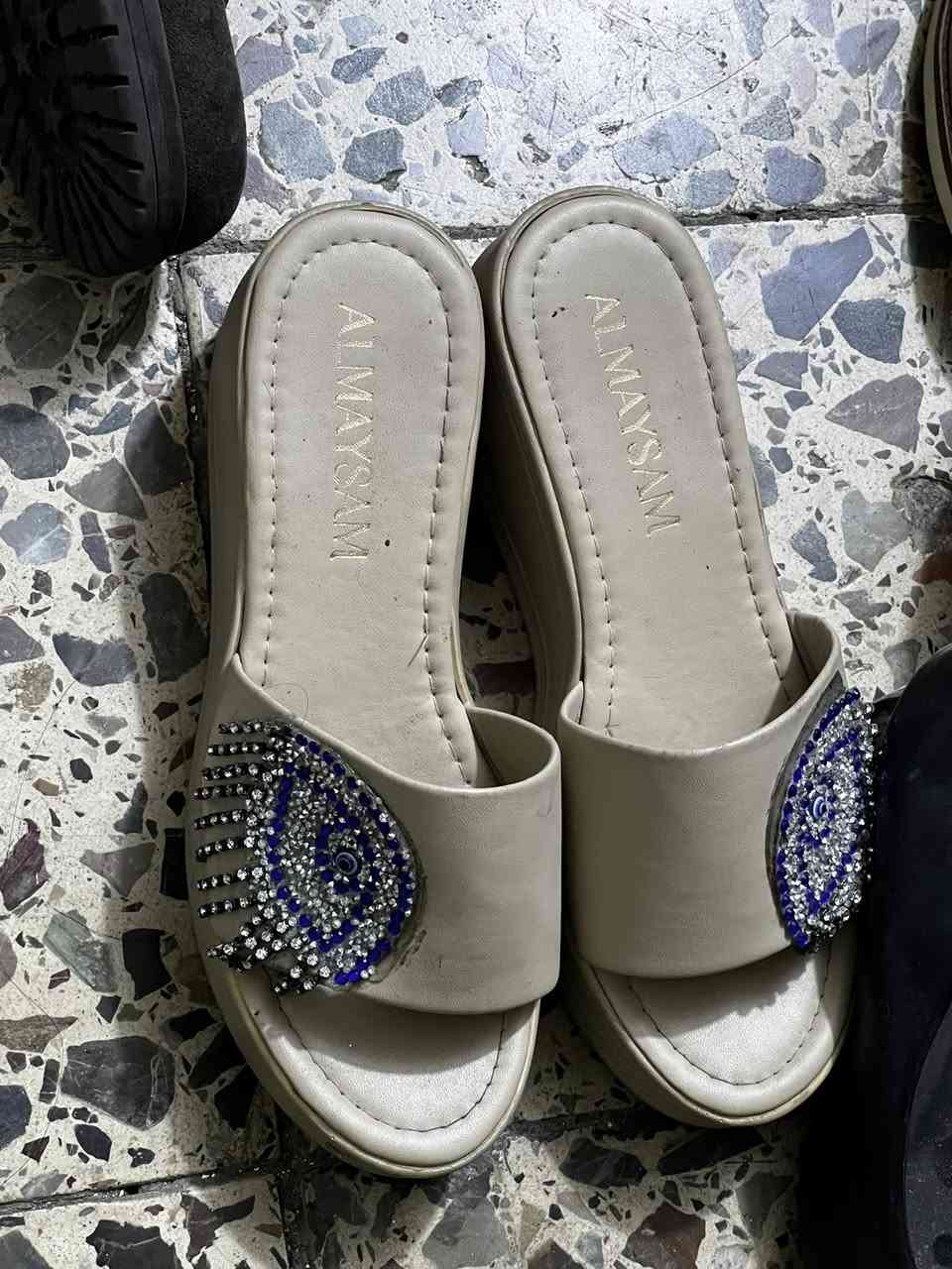 ملابس للبيع قطعه 3


**إذا كنت صاحب هذا الإعلان وتريد حذفه لأي سبب، رجاءا أرسل رسالة إلى الدعم الفني**