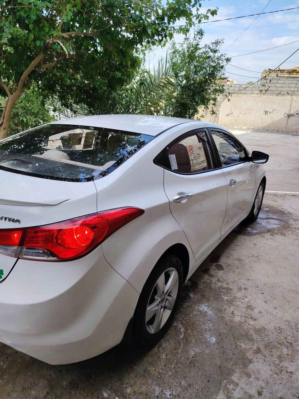 سلام عليكم للبيع مستعجل النترا موديل 2014 سياره مواصفات شاشه كامره تحكم سترين حاكيه حساسات خلفيه تخم تاير خمسه ويلكب سياره مانقصهه اي شي مكينه وكير حداديه جاهزه احله من صور رقم اربيل اتريد تحويل او وكاله مضمونه سياره بيها بارد صوب عبري بل باقي كفاله عامه مكاني بلنجف الكوفه شراي يتصل ونه خادم *********** *********** *********** سعر 105 بيها مجال
