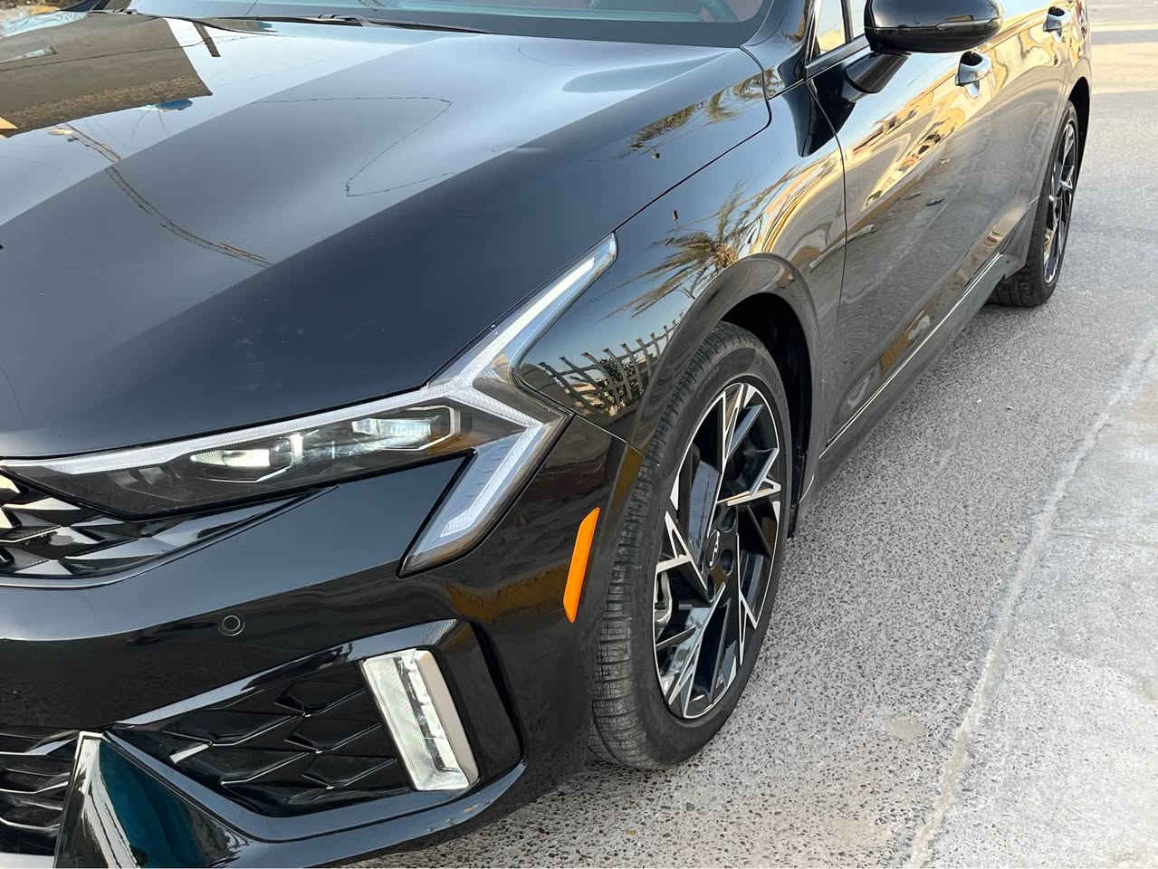 السلام عليكم للبيع 
K5
2025
جيتي لاين
داخل احمر 
محرك 2500ccتنفس طبيعي
كير at
بانورما 
كشنات كهرباء تدفئه
بصمه 
حسات امي خلفي 
رادارت ٣٦٠ درجه
عدادات شاشه متصل 
لايت بك لايت لد عدسات 
بلوجكتر عدسات
ستيرين رياضي 
فول تحكمات ستيرن
قايده ذاتيه 
١٣ سماعه بوز زاد دمام
ويل كب ١٨ 

اشاير لد
ابل كاربلي 
شحن لاسلكي 
وراد امريكي بدون رقم ماشيه الف وشويه يعني زيروه بعدها حادثه جاملغ وبنيد مبدلت تفصيخ اصلي نفس الون يعني بدون صبغ وبيه بارد شويه بالتكمه شرط بدون اي دواخل  مكان السياره بغداد ايربك ستيرن وبرده طاكت التصليح فوك الدرجه اولى مابيه برغي تجاري   *********** بغداد, العراق
