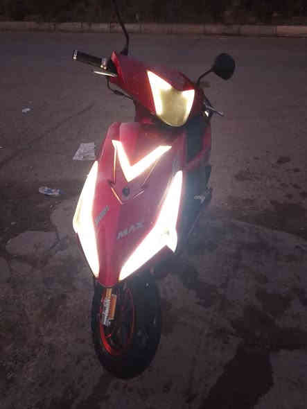 دراجه للبيع مكلف بلنشر ٢٥٠ الموشراي ليخابر اخو الجديد ***********
