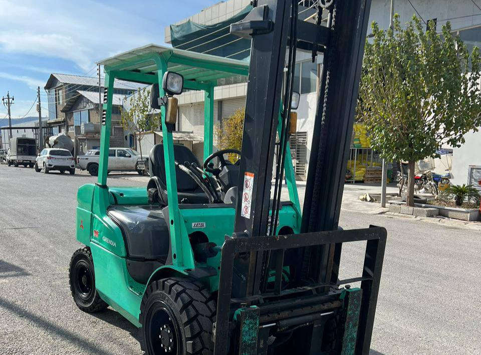 رافيعه ميسوبوشى 2014 
منفيس رقم كاتى ٣طن ٣حه ره
 كه ٤تايه ى تازه يه رافيعه كه
 ليره ئيشى نه كردووه تازه
 هه موو گيانى به شه رت 
يه ك دينار مه سره فى تيدا
 گير و مه كينه و ره فع كاره
 باىى به شه رت

سعر لە کۆمێنت داوابکە ڕاستەخۆ بۆت دیت 📩 

ده ستكارى هيچ شوينيكى نه كراوه هه موو گيانى له سه ر شه ريكه يه

ژمارەی خاوەنی 
***********
