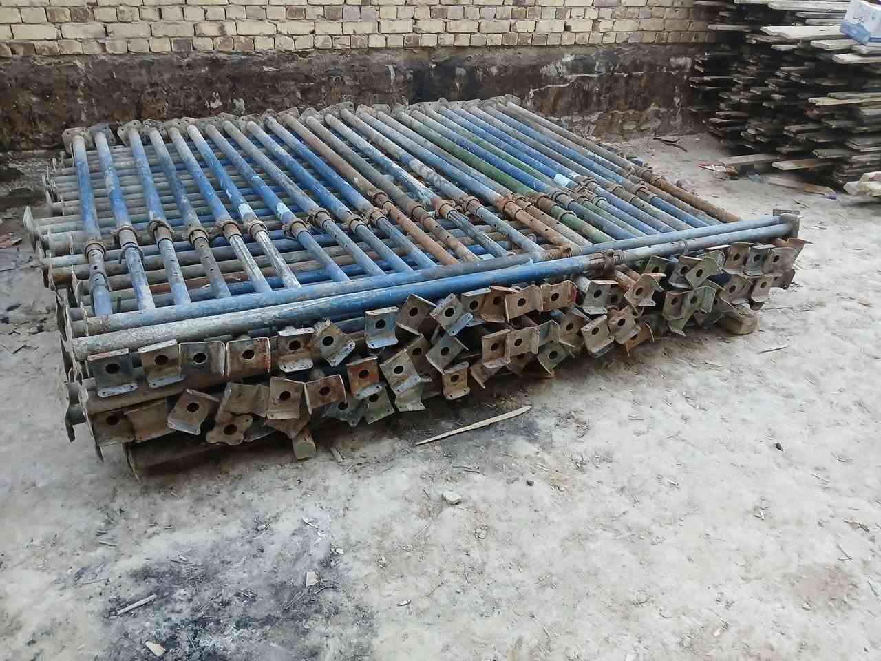 السلام عليكم جكات للبيع حاضن تركي الاصلي سن خشن حرف ال Q العدد (١٦٠)العنوان حله ***********
