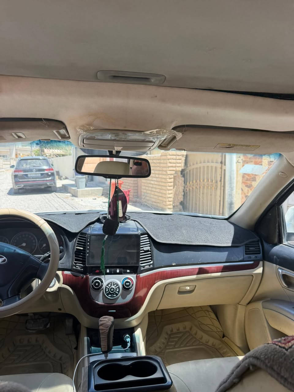 سلام عليكم السعر ٨٥ سنتافي موديل ٢٠٠٩ وارد خليجي ابيع صبغ عام رقم بغداد دولي بسمي مكاني سامراء مكينه سته ٦سرندر بيها رواجز واهاذ رقمي ***********
