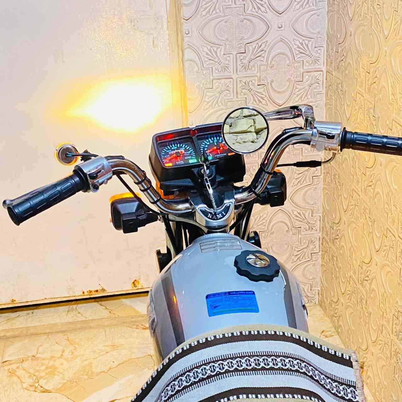 سلام عليكم دراجه لللبيع اوراق شاصي مديل ١٢ تعمير ٢٥ دراجه ما متعوبه نضافه ٩٨٪ اوراق سعرها ١٣٥٠ وبيها مجال ***********
