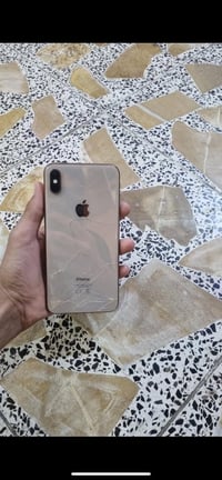 ايفون اكس ماكس • ٦٤ • بطاريه ١٠٠