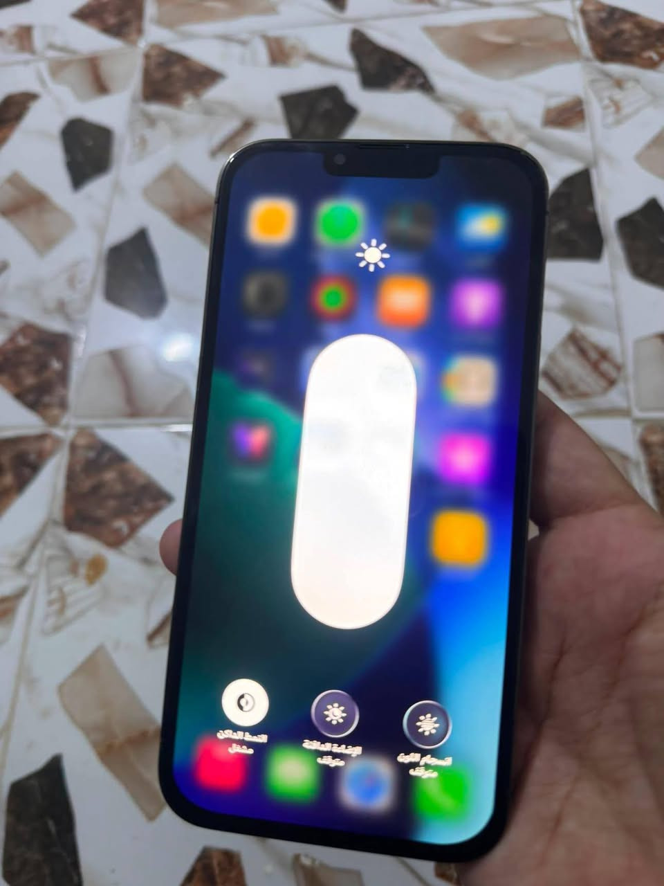 اكرر النشر بسبب الوعد كاذبه 
ايفون 13برو ماكس امريكي 
ذكره 256 
بطاريه 80تقرها 
مبدل شاشه وكامرها 
السعر خاص 
مكان النجف 
تواصل ***********
