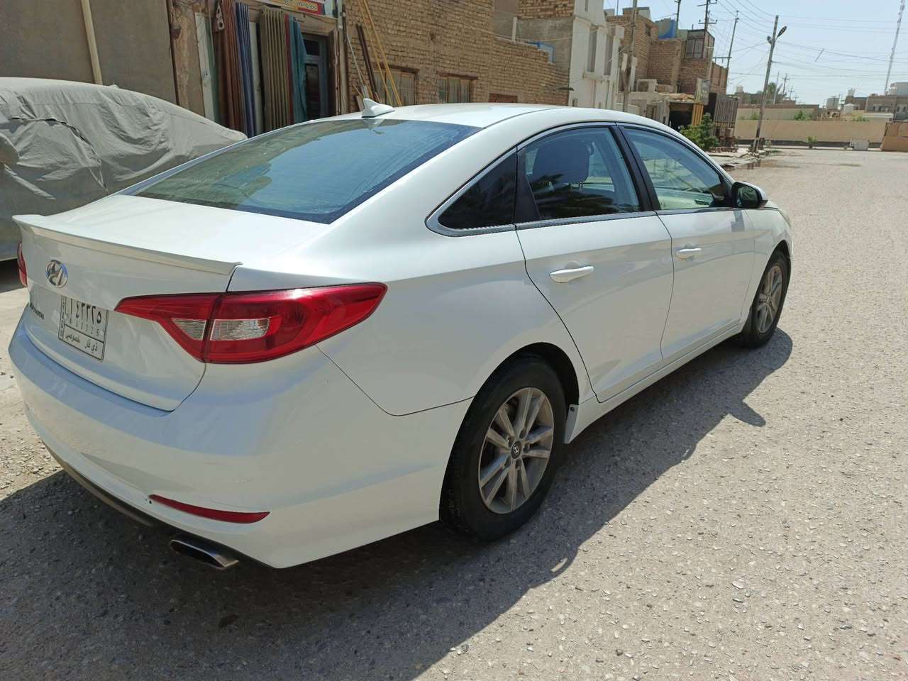 ،سلام عليكم سوناتا للبيع موديل 2015 وراد امريكي ضربته جاملغ وبنيد سياره جاهزه وباقي كفاله *********** سعر مناسب جداً
