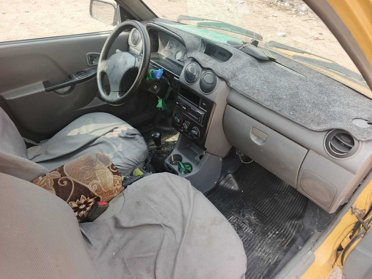 سلام عليكم سايبه البيع موديل ١٤ مصفر هيه وغرامت مكاني كربلاء شراي ينتصل ***********
