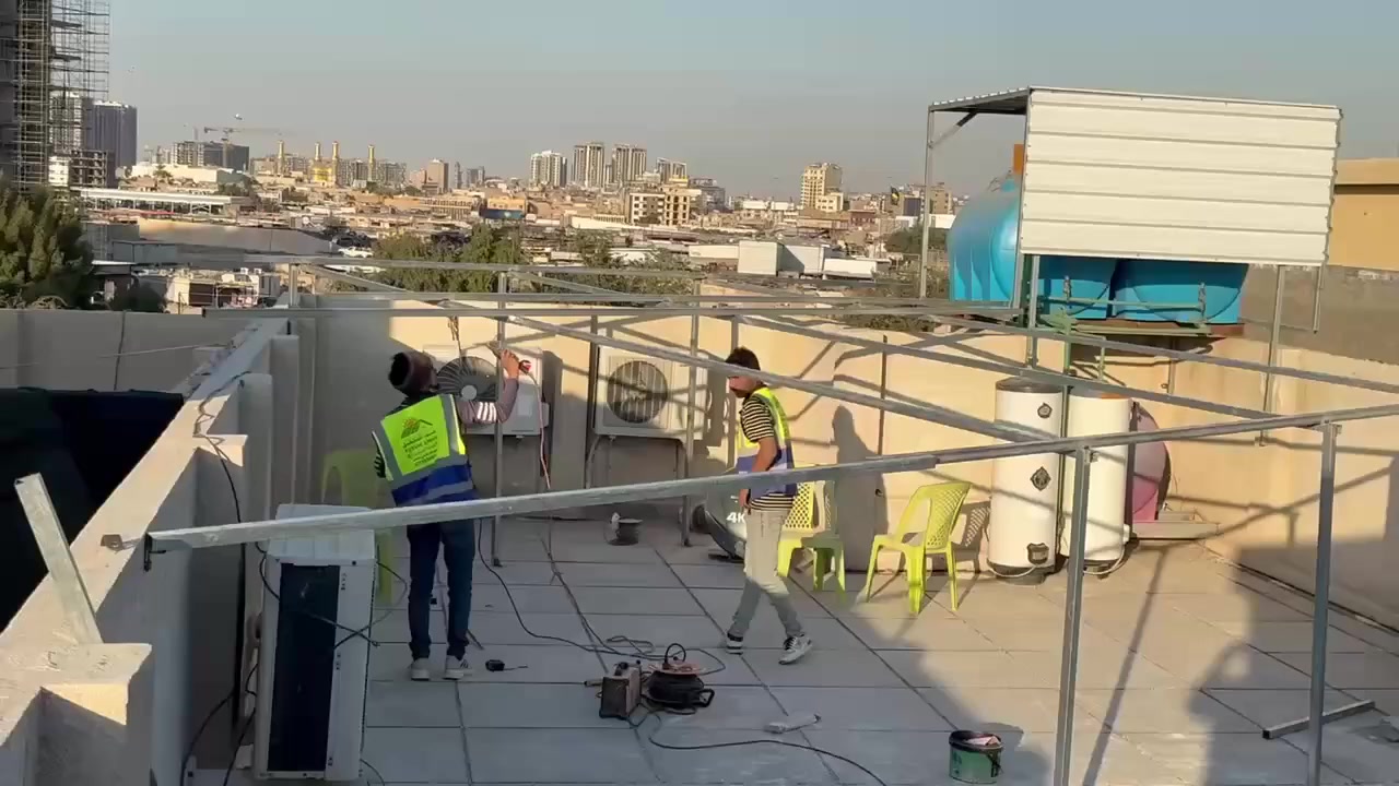 بفضل الله أولاً، وبفضل سمعتنا الطيبة وثقتكم الغالية، لم يعد عملنا مقتصراً على محافظتنا فقط.
اليوم تم تجهيز وتنصيب منظومة طاقة شمسية بقدرة 30 أمبير في محافظة بغداد – الكاظمية.

ثقتكم هي الدافع الأكبر للتوسع وتقديم الأفضل دائماً

 للاستفسار 
مهندس عباس  ***********
مهندس حمزة. ***********
