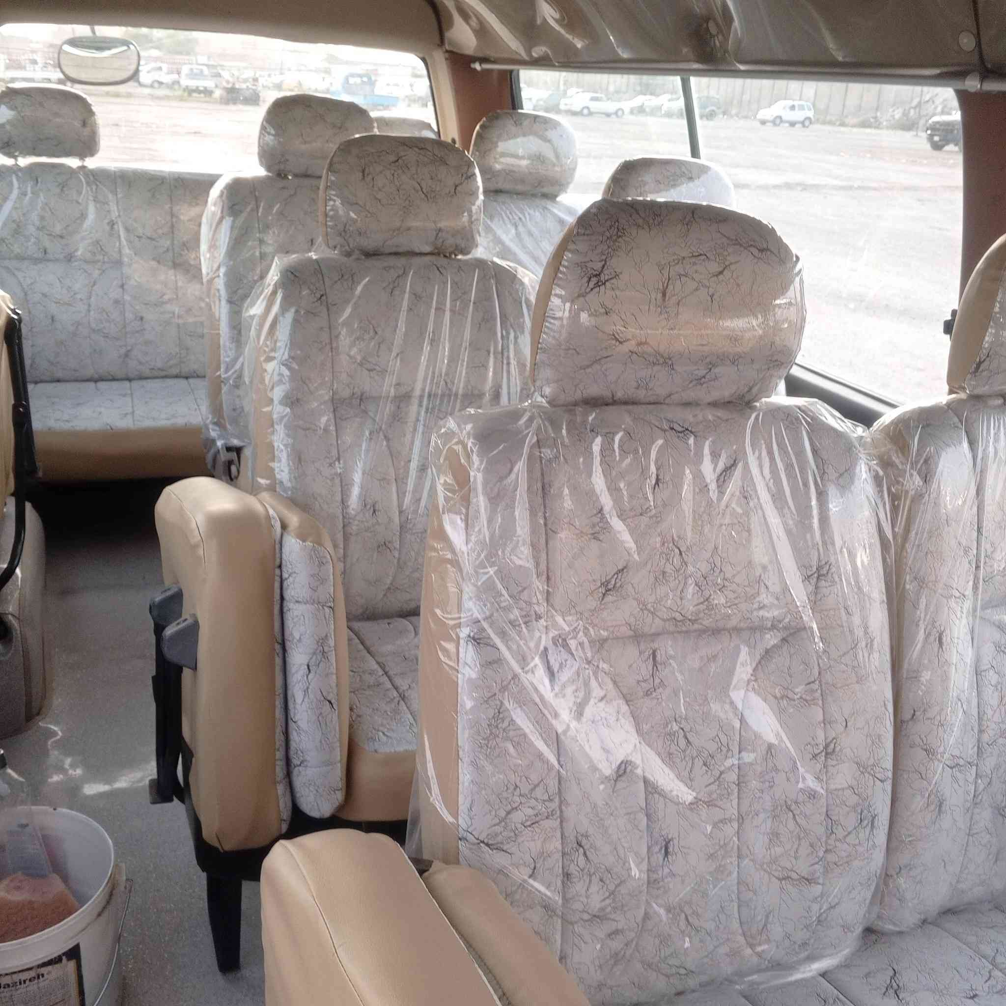 سلام عليكم سياره جنبي Hوان  للبيع موديل 14 سياره جاهزه مكينه كير حداديه مصفره غرمات هيئه دوشمه جديده سياره جاهزه حلوه دخم تاير جديد كهربائيات شغاله عنوان سياره بغداد رقم الهاتف ***********
