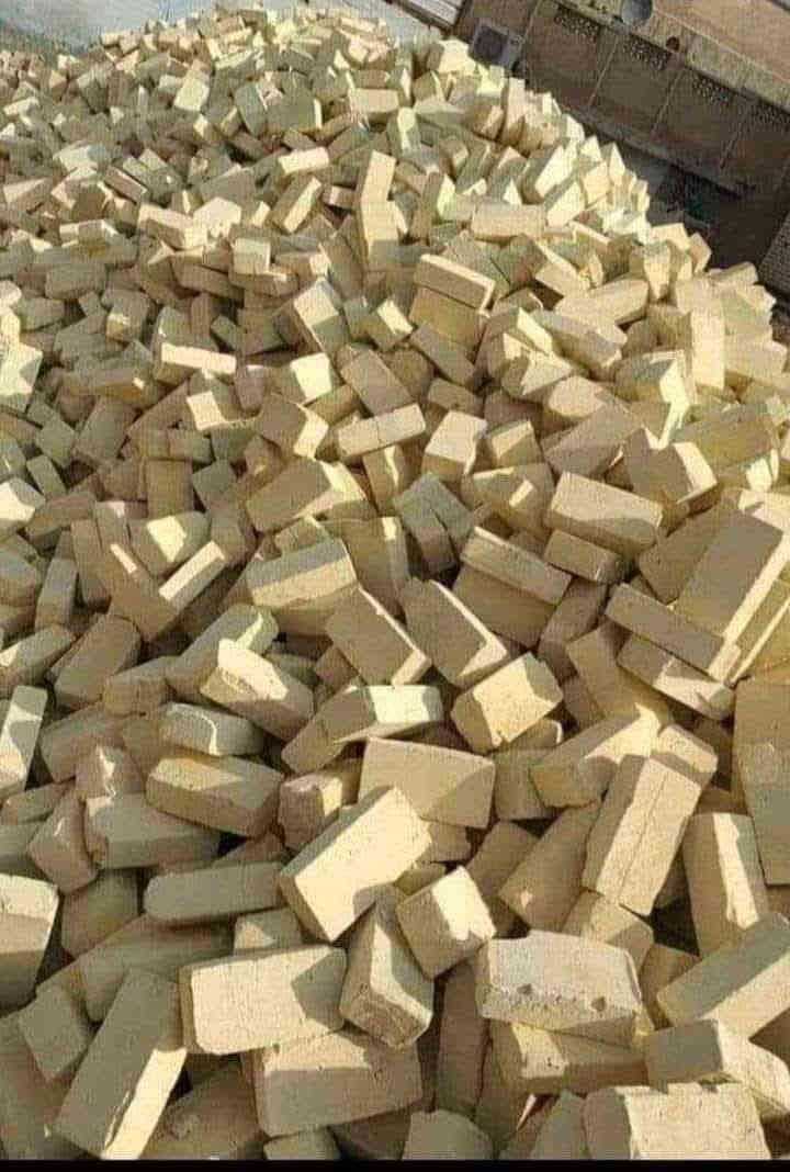 سلام عليكم
يوجد طابوق الصلاح 
طابوك  شرط المكلاب 
قالب او ركن ولون  طابوكه حلوه كلش شرط عكاده 
 عدد الدبل 4000او زياده 300شرط
 سعر حسب المكان يوجد توصيل البصره 
الاستفسار عله رقم الهاتف📳
***********
بسعار مناسبه ↗️
