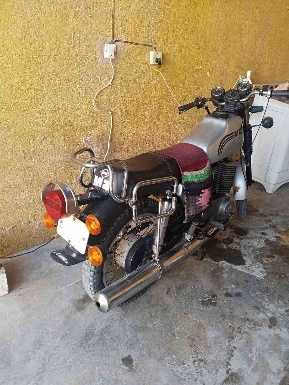 سلام عليكم ماطور امزد للبيع لشه بي شويه لحيم كصه 3ماطور جاهز مكان ديالى سعر 1800قفل مرخصت مدير الكروب بدون ***********
