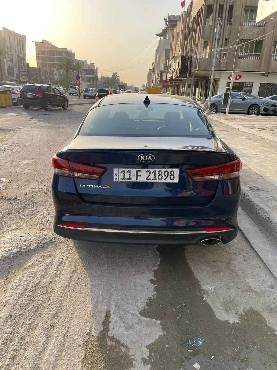 للبيع | Kia Optima 2018

نظيفة جداً | جاهزة للاستخدام | لا تحتاج أي مصروف

🔹 الموديل: 2018
🔹 الوارد: أمريكي
🔹 اللون: كحلي ملكي
🔹 المحرك: 2.4L (4 سلندر)
🔹 ناقل الحركة: أوتوماتيك

المواصفات والمميزات:
✅ شاشة لمس
✅ كاميرا خلفية
✅ حساسات أمامية وخلفية
✅ مثبت سرعة
✅ مقاعد جلد
✅ كرسي السائق كهربائي
✅ إنارة LED
✅ جنوط رياضية
✅ بلوتوث / USB / AUX
✅ مكيف ثلج
✅ محرك وگير بحالة ممتازة
✅ سيارة مريحة وثابتة على الطريق

🛠️ تم تصليح الضرر الأمريكي باحتراف، والسيارة بحالة ممتازة، والفحص متاح بأي مركز يختاره المشتري.

📍 الموقع: بغداد

💰 السعر: 132 قابل للتفاوض بعد المعاينة للجادين فقط.

📞 للاستفسار والمعاينة الاتصال ***********

🌹 الله يبارك لصاحب النصيب
