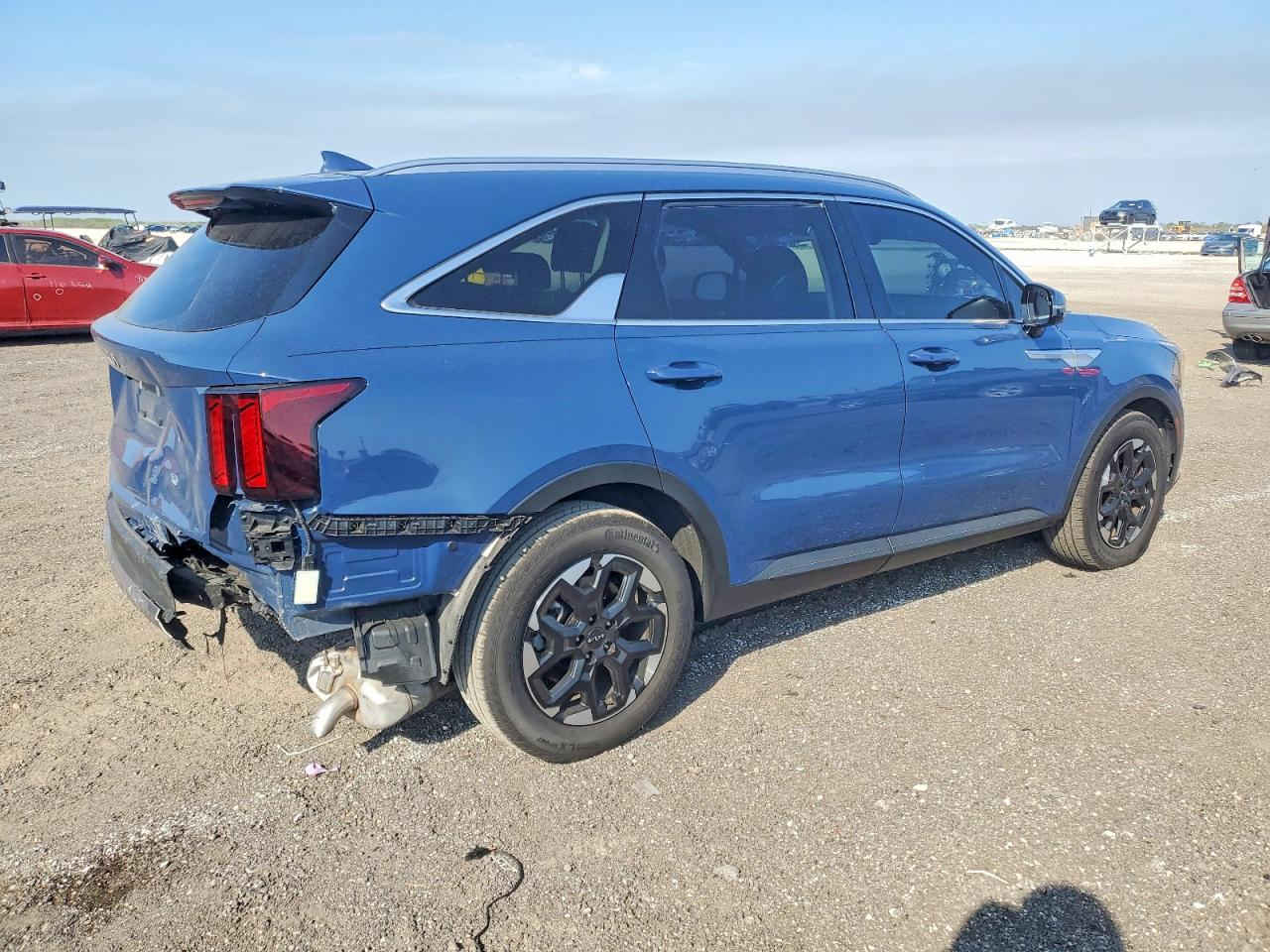 🚨 تنويه مهم
هذه السيارة معروضة في المزاد الأمريكي 🇺🇸
والمزايدة والشراء تتم عن طريق مكتب الباخرة للمزادات 🇮🇶
🔥 تدخل بكتاب الشهداء
───────────────

🚗 السيارة: 2025 Kia Sorento
📅 تاريخ المزاد: 16/02/2026
📏 المسافة: 16,885 ميل
🔧 المحرك: 2.5l 4

───────────────

🔥 مجاناً مجاناً مجاناً
📄 تقرير كارفاكس مجاني بدون أي مقابل
───────────────

🚗 سحب السيارة خلال 24 ساعة من وقت التسديد
💸 حسابات مخفّضة وعمولات أقل من السوق
───────────────

🚢 الشحن متوفر من:
🇺🇸 🇨🇦 جميع الولايات الأمريكية والكندية
➡️ شحن مباشر إلى العراق
➡️ العقبة – جبل علي – ميرسين
───────────────

🛃 تخليص كمركي كامل من ميناء أم قصر
🏔️ تخليص كمركي إلى إقليم كردستان
🇯🇴 شحن مباشر إلى عمّان (العقبة)
🇹🇷 شحن إلى ميناء ميرسين – تركيا
───────────────

🏢 فروع الشركة:
📍 الفرع الأول: بغداد – السيدية – الإعلام
📍 الفرع الثاني: الإمارات العربية المتحدة – الشارقة – الصناعية 4
───────────────

👥 مجموعة البيع والشراء:
https://www.facebook.com/share/g/17pXXBgeeU/?mibextid=wwXIfr

───────────────

🎵 TikTok:
https://www.tiktok.com/@al_bakhera?t=8qGOLioZlVE&_r=1

───────────────

📞 للاستفسار والتواصل:
+9647739115599


**إذا كنت صاحب هذا الإعلان وتريد حذفه لأي سبب، رجاءا أرسل رسالة إلى الدعم الفني**