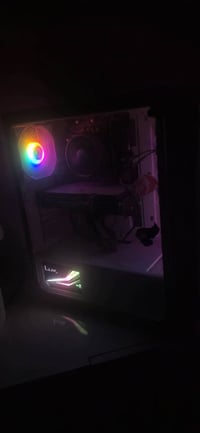 2060 12GB Palit • i5-10400F • منفذ سماعة معطل