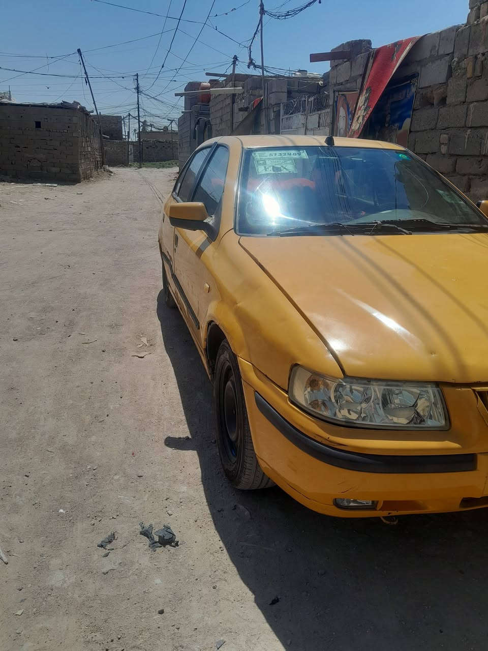 سياره سمند للبيع موديل ١١سيار جاهزه سنويه جديده ٢٠٣١رقم انكليزي سياره مصفره ربع ما عليها محرك وكير كفاله حداديه حلوه تبريد نقص قاز فقط كشرتها حلوه ما بيها تبديل دواخل حلوه السعر ٢٥ وبيها مجال قليل الشراي يتصل أو يراسلني ***********
