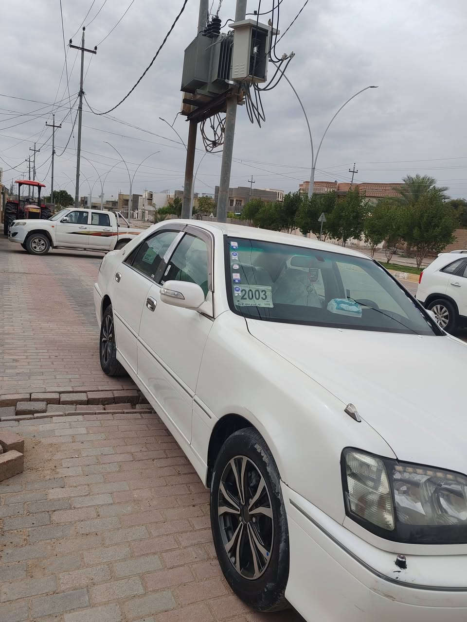 ملكه 2002 للبيع ٣ دكم ديفور الكبير لون صدفي رقم سليمانيه باسمي سيارة جاهزه من كلشي
***********
