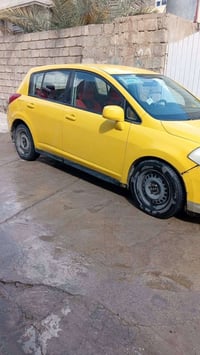 بيع مستعجل السلام عليكم للبيع نيسان فيرسا  موديل 2010 رقم نينوى جديد م...