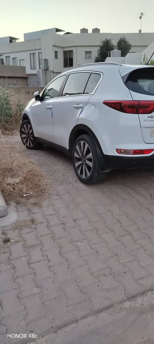 سياره نضيفه جدا مكفوله من الصبغ بيها فقط دوسه تعديل بارد سويج بصمه  يدات نيكل وبيها ترحيب وبعد موصفات كركوك, العراق


**إذا كنت صاحب هذا الإعلان وتريد حذفه لأي سبب، رجاءا أرسل رسالة إلى الدعم الفني**