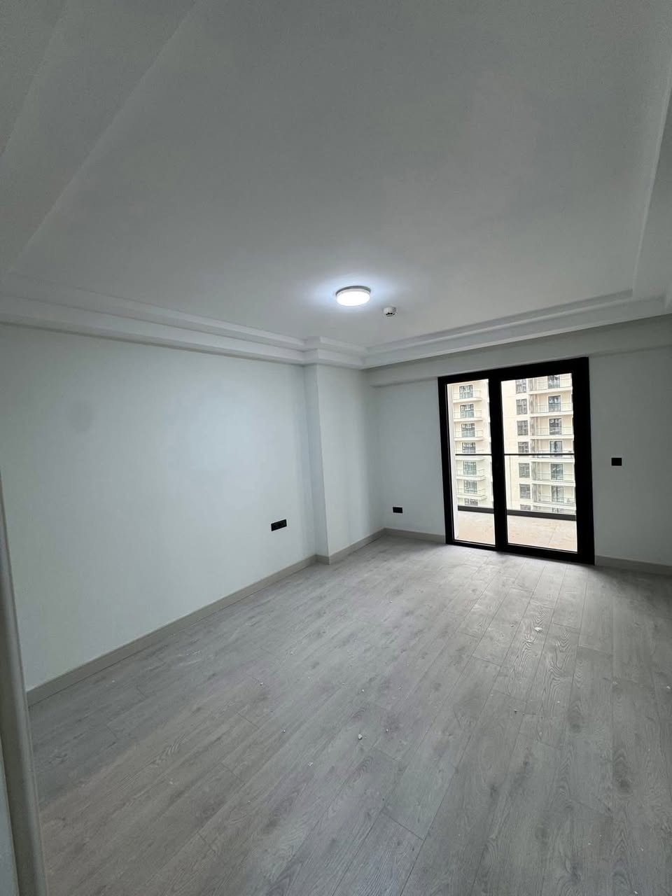 Rami tower - رامـى تاور
( شقة  للأيجار /  بۆ کرێ )

غرفة وصالة + مطبخ مفتوح 

1+1    105م

0750 099 89 89

عقارات مۆنیتەر Monitor Real Estate
