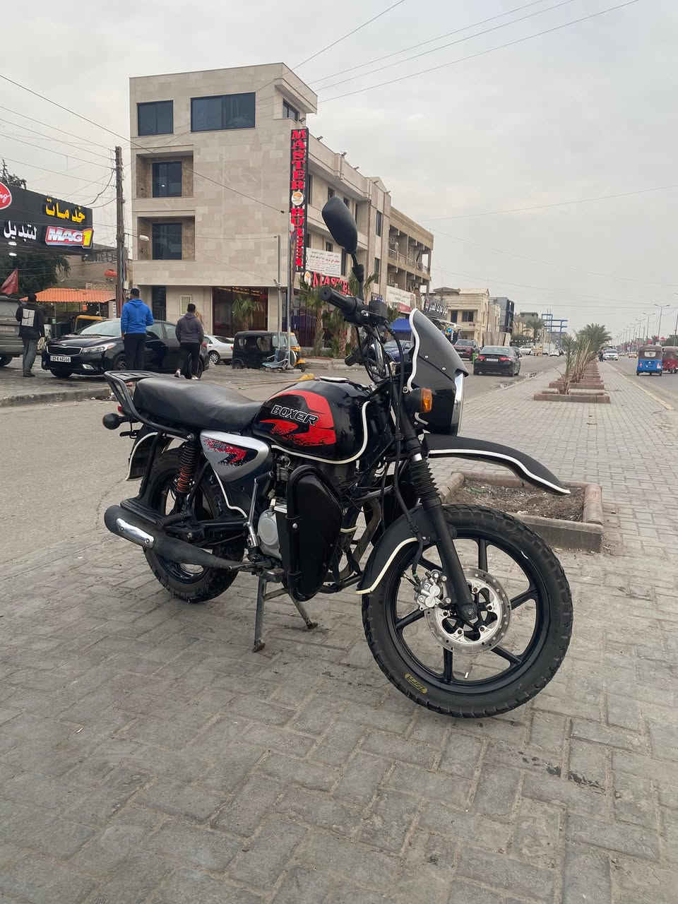 سلام عليكم دراجه بوكسر موديل 2022 اوراق كامله اصوليه الدراجه خير من الله محرك مامفتوح بلادي الله شاهد كل نقص مابيهه سعرهه 1350 وبيه مجال العنوان بغداد البياع او المنصور ***********
