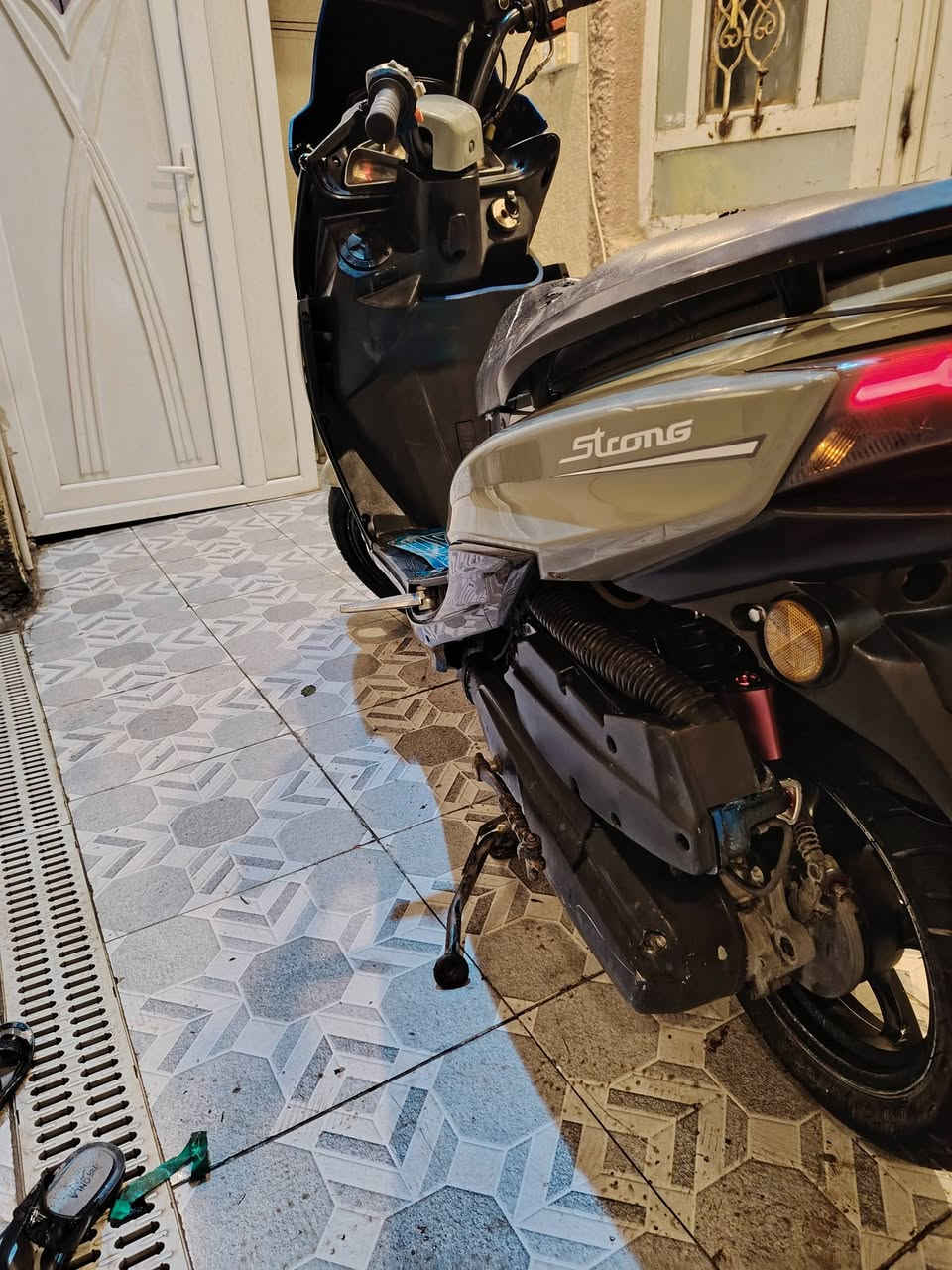 السلام عليكم دراجه سترونك موديل 24 مكينه 150 الدراجه ابلاد سلف هندر كهربائي كله شغاله قبل اسبوع زوج تايرات شديت مكانه قرب جسر الثوره السعر 450 ***********
