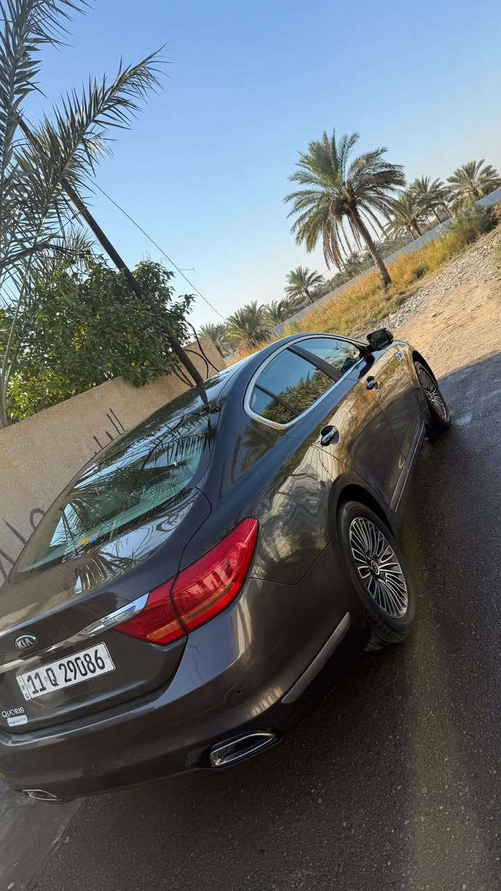 السلام عليكم كيا كورس 2013خليجي فئه الاولى استلام شركه الدولية العراقيه فول مواصفات للاخير  رقم بغداد نكليزي بأسمي تحويل ثاني يوم
- مبدل مكينه جديده بمعنى الكلمه شرط لفحص
 -جكات تعليه وتنصيه+جوبلس 
-داتو شو  
-حساسات امامي خلفي 
-رادار 
-تحديد مسار + تحديد المسافة بينك وبين السيارة الاخرى
-توقف ذاتي 
-نقطه عمياك 
-تحكمات خلفية كامله 
-كشنات امامي خلفي كهرباء
-شاشات خلفية 
-كشنات خلفية تدفئة تبريد 
-كشنات امامي تدفئة تبريد 
-خزن وضعية كشن السايق
-مساج كشنات امامي خلفي
-بردات عدد 3 
-سلايت روف 
-زراك لايت 
-بوب شفط +اشاير مري +مري شفط كهرباء
-بصمه تشغيل و بصمه ابواب و بصمه جنطة 
-سايد بريك بصمه 
-درايف مود (سبورت / ايكو / نورمول)
-اوتو هولد
-ماوس للتحكم بكافة اعدادات السيارة و الشاشة
-عداد الكتروني دتجل 
-تحكم ستيرن كامل + تحكم بالعدادات وتغيير اشكالهن
_شاشات خلفيه امامي
-سماعات 16 نضام صوتي من شركه lexicon
-صندوق كهرباء شفط
-14ايرباك
-كاميرات360درجه 
-اناره محيطيه بداخل
بيها فقط باب خلفي عكس سايق كلير وليس حادث
ودعاميه اماميه فقط وسونار موجود
وبعد بيها موصفات كلش هواي
❗️السعر152$وبيها مجال
مكان بغداد الدورة
***********
