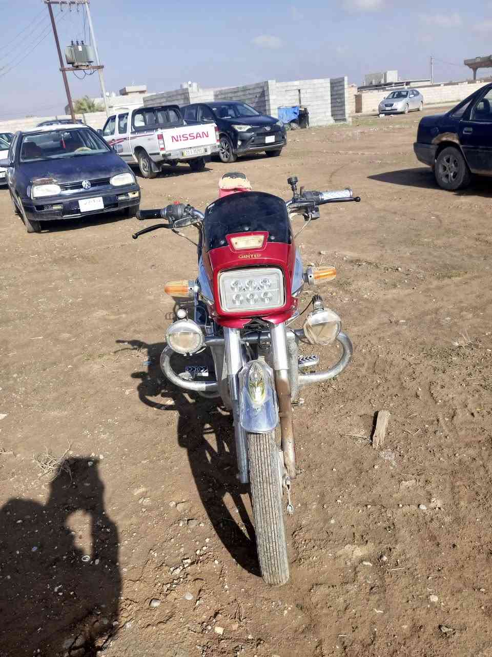 اسلام عليكم موطور للبيع موديل 2020 محرك ما مفتوح شرط كهرباءيات شغاله شرط السعر 600. الرقم ***********
