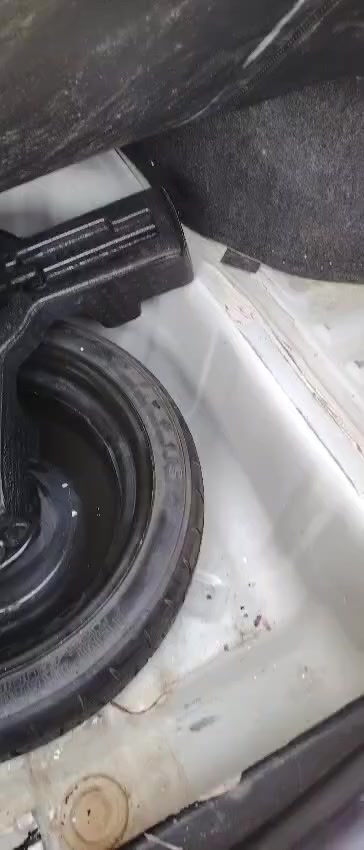 السلام عليكم ورحمة الله وبركاتة  وين اليدور كارتون كارتون فول نضافه 100/100
نيسان سنترا موديل 2018 ادوات متوئمة ع الشاصي طبق الاصل وين ميعجبك دك حاسبه جديده كلش  اذا بيها نقص برغي ينزل من سعرها بعدها بدهن الشركة 

وكاله  للمشتري

✺كصة جنطة شغل درجة اولى  باجات اقوه شغل بلسوك 
✺دخول جديد مشي قليل  بدع
✺متومة رقم اربيل انكليزي شرط الحاسبة 
✺سنوية ام الفسفورة  شرط اصليه
✺مواصفات  فوووول فتحه بصمه شاشه كاميرا 
✺تحكم مري كهربائي +مري شفط
✺كروز نظام تثبيت سرعة 
✺كشنات جلد +تدفئه بكل الكشنات
✺بلوتوث 
✺حساسات امامي خلفي
✺تبريد ثلج 
نضام ايكو 
✺مانع انزلاق 
✺السيارة جاهزة وبدون اي نقص كاملة على 24 حباية  تستلم بدون اي نقص اذا بيها نقص تنزل من سعرها 
✺سيارة احلى من الصور وشغلها مضبوط 
✺كير مكينة تبريد تدفئة حدادية دواخل كهربائيات كلشي جاهز
✺مكان السيارة نجف
✺السعر  49 وبيها مجال حك الجيه 
 للاستفسار الاتصال على الرقم
‏ ***********
