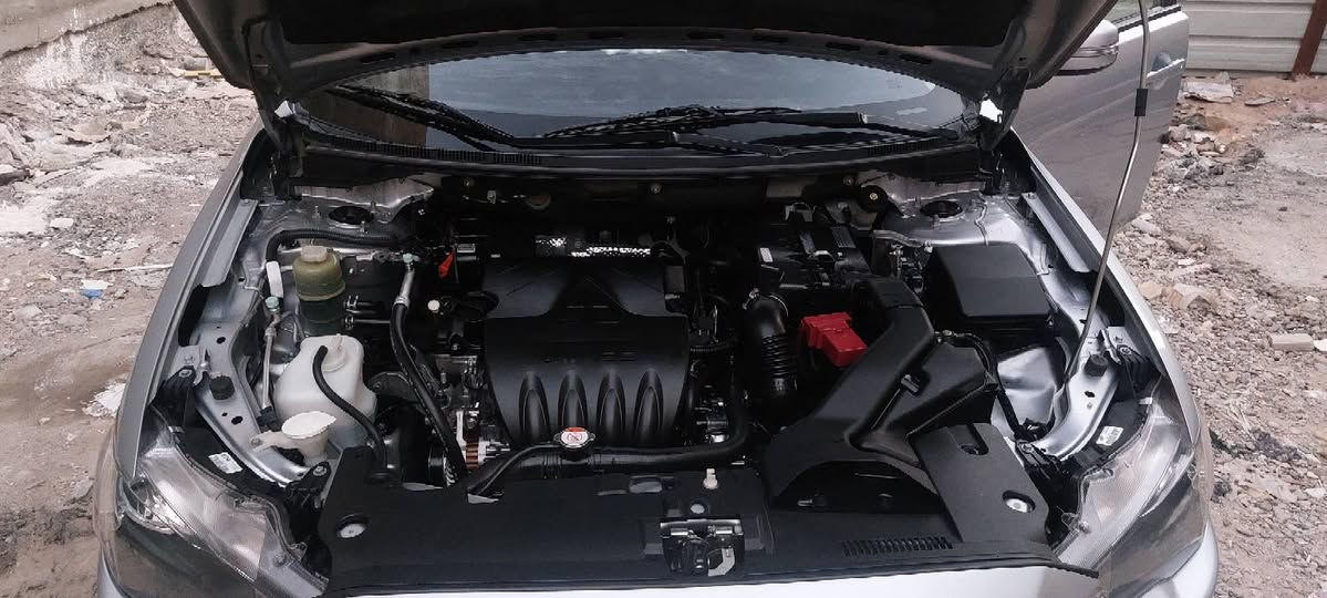 السلام عليكم اخوان لانسر قرش مكفولة ماعدة بارد قبق جنطة كد شبر ولباقي كفالة ماشية ٥٦السعر ١١٥ بية مجال السيارة حلوة تجي وشوف بسمي رقم جديد بغداد ***********
