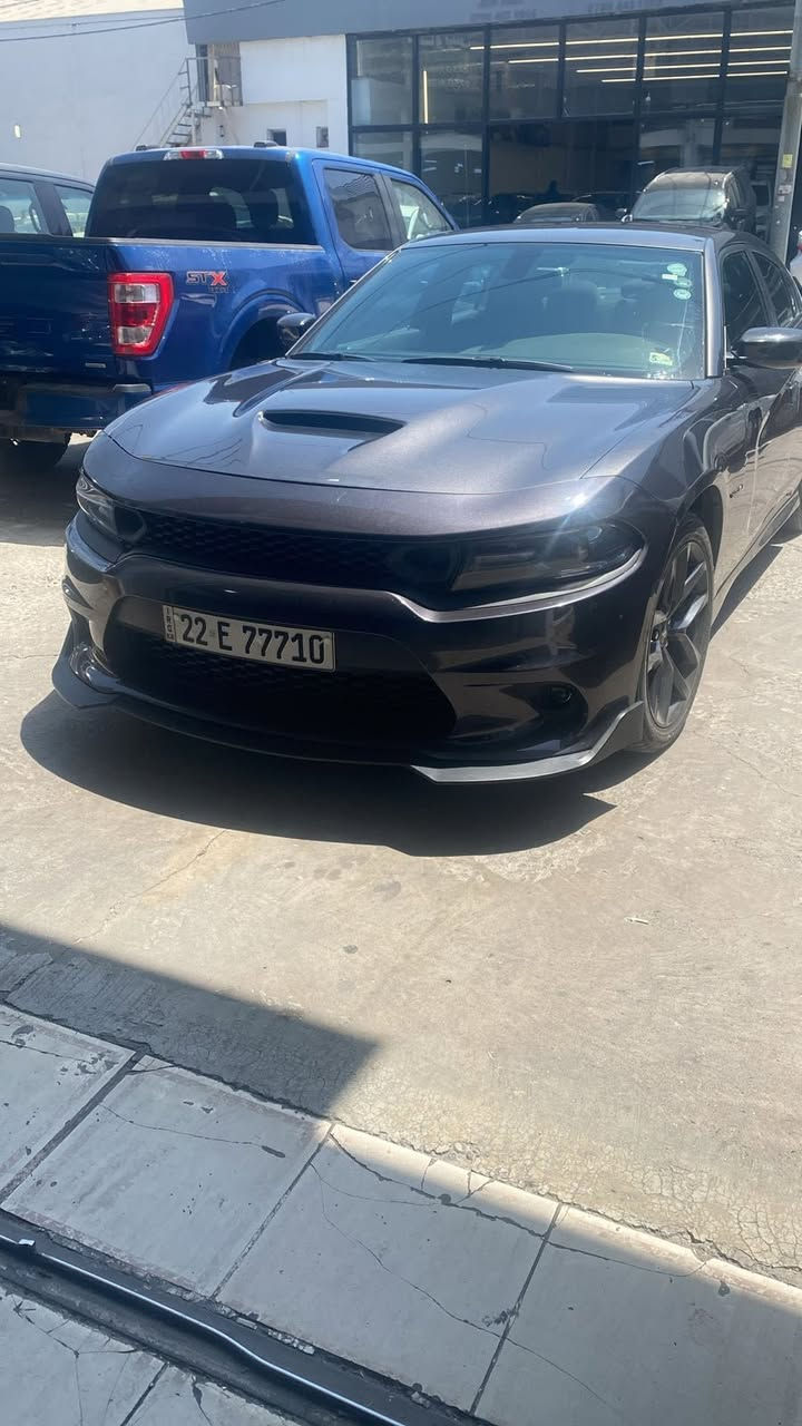 السلام عليكم
جارجر RT2021    
حادثها خلفي بدون ايرباك جاملغ صبغ و باب تبديل و بيها تكحيل ب خشم البنيد و  الدعامية الاماميه مبدلة (لونها يختلف شوية) و بيها شخط ب باب السايق 
مكينه و كير وتبريد كفاله
ماشية 95  كيلو و قابل للزيادة
 السعر 219 و بيها مجال  مكاني بغداد 
***********
