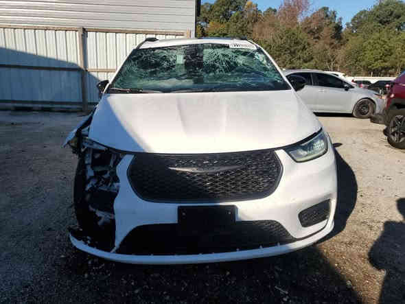 السلام عليكم 
للبيع فقط
كرايسلر باسفيكا
موديل 2025 آخر إصدار 
فول مواصفات 
ليميتد اعلى فئة 
مواصفات ( S )
بانوراما 
كشنات جلد 
كشنات سياحيه
كشنات تدفئة تبريد
ابواب كهربائية 
سيارة كلش حلوه
السعر الى الميناء ( 120 ) ورقه 

للتواصل متوفر فقط ( اتصال + واتساب) 
***********
