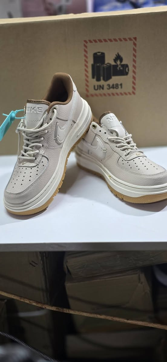 يوميه عندي بش على تكتك مزاد بغداد البضاعه الاربي صوره الحساب موجوده ويه الصور


**إذا كنت صاحب هذا الإعلان وتريد حذفه لأي سبب، رجاءا أرسل رسالة إلى الدعم الفني**