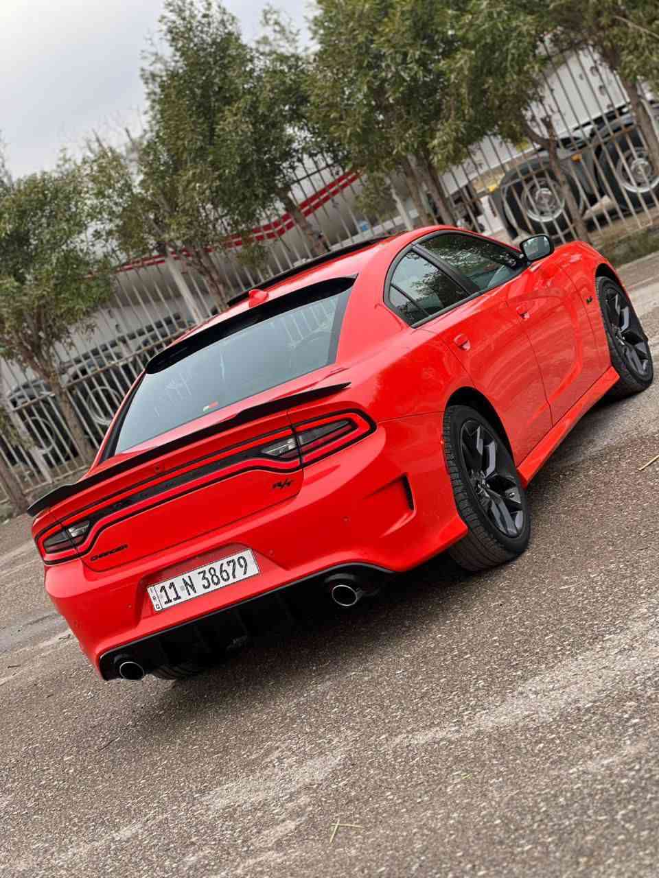 سلام عليكم ٢٠٢٣
لاس كول النداء الاخير ارتي جديدة لك وبدون ايرباك حادث جدا خفيف بارد + صبغ اقل الشبر حافة الباب ماشية ١٤ الف ومغلفة بي بي اف خالية من الشخط والرصعة السيارة ع وضع الوكالة مملعوب بيهة ومعروفة مواصفات الارتي للاستفسار *********** غير متواجد ع فيس
