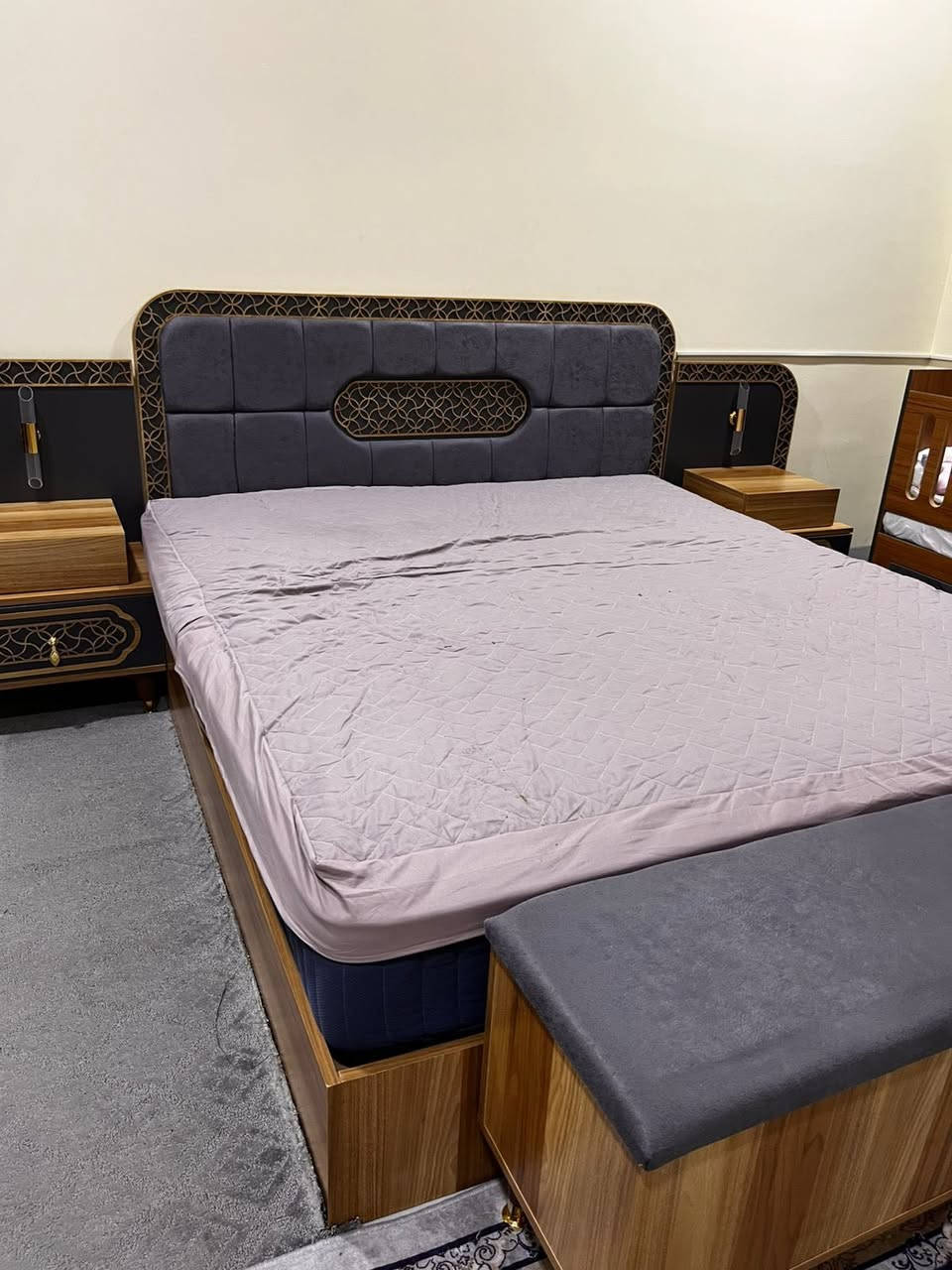 غرفه نوم تركي للبيع نضافه 95%عنوان كركوك 
للاستفسار ***********
