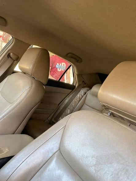 اوباما 2012 رقم مميز مكفوله وجاهزه السياره ما تصرف عليها الف 
فول مواصفات من عده الفتحه 
بصمة ابواب - بصمة تشغيل - تشغيل عن بعد - كير طياره 
كشنات جلد عسلي 
السعر 168 وبيها مجال بسيط كلش وبالعافيه ع الياخذها 
مكان السياره كربلاء ***********
