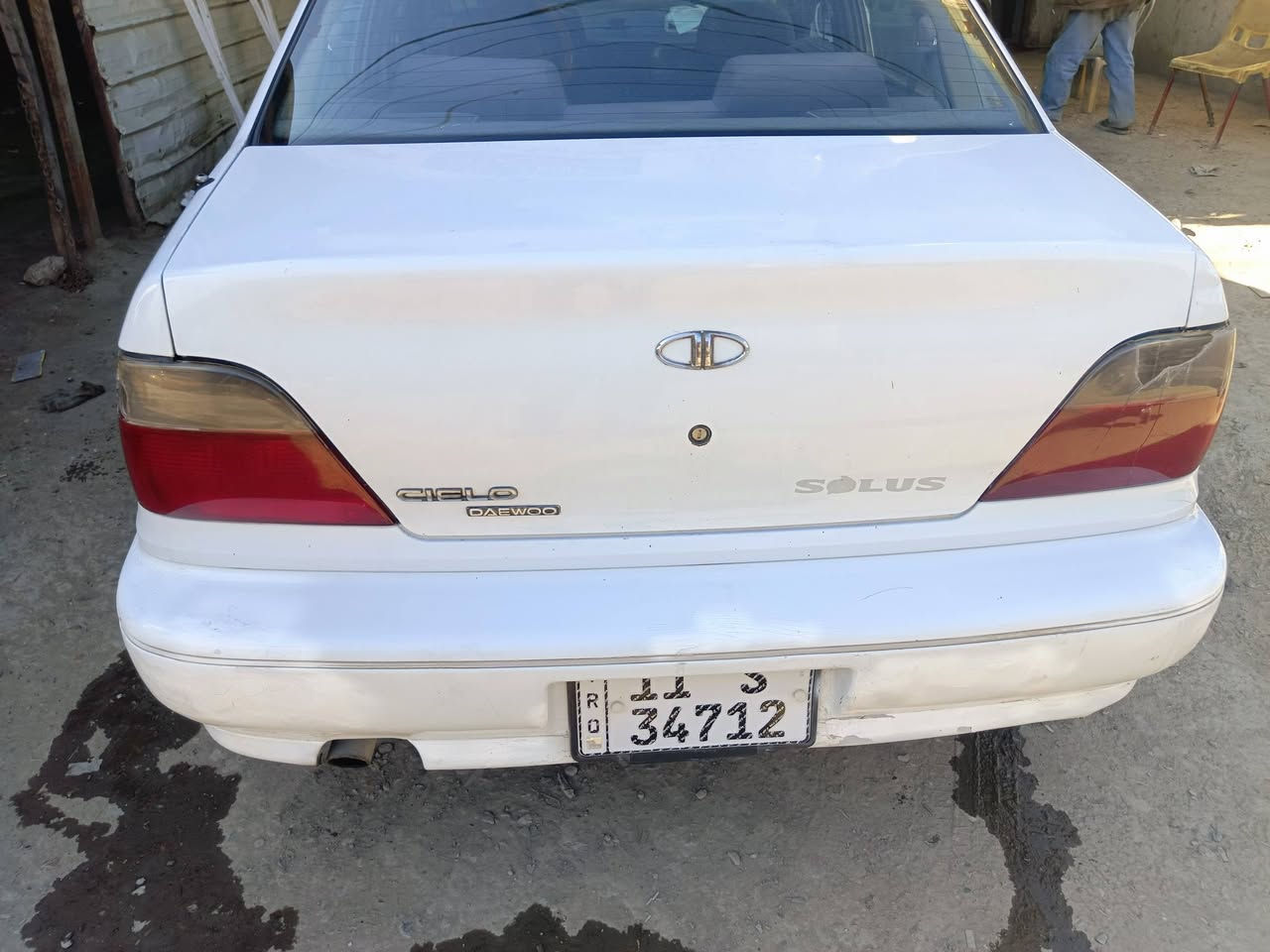 السلام عليكم دايو سلو كير عادي كير حاوية جديد ومحرك ممتاز مكفول ريمون كونترول اربع بوب واريل كهربائي  للبيع سيارة بلادية بيها خياس قليل موضح بلصورة نواقص السيارة تبريد فقط منضومة كاملة بس مفاحصها دواخل بلادية مابيها ضربة عل بلاد رقم انكليزي هزة جديدة بسمي تحويل مباشر السعر المطلوب 36وبيها مجال للطيبين للاتصال علة الرقم ***********ابو سيف
