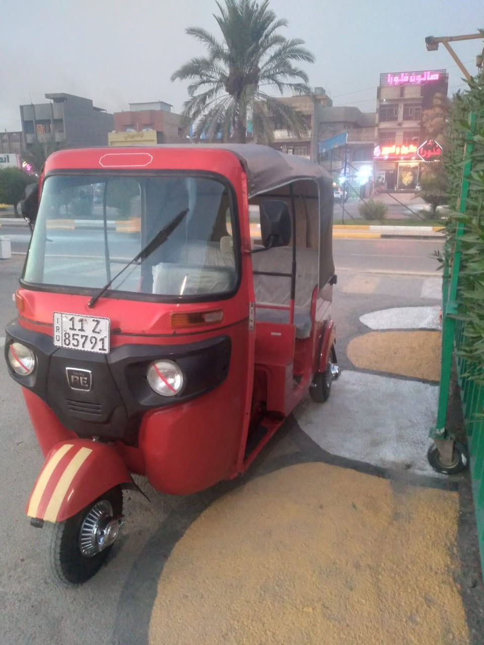 السلام عليكم تكتك للبيع موديل 19  نضيفة
سعرة ب5 و150 وبية مجال الرقم ‭0776 412 9781‬
